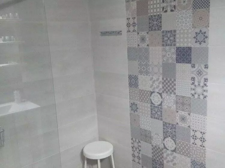 Excelente Piso A 5 Minutos Del Casco Histórico