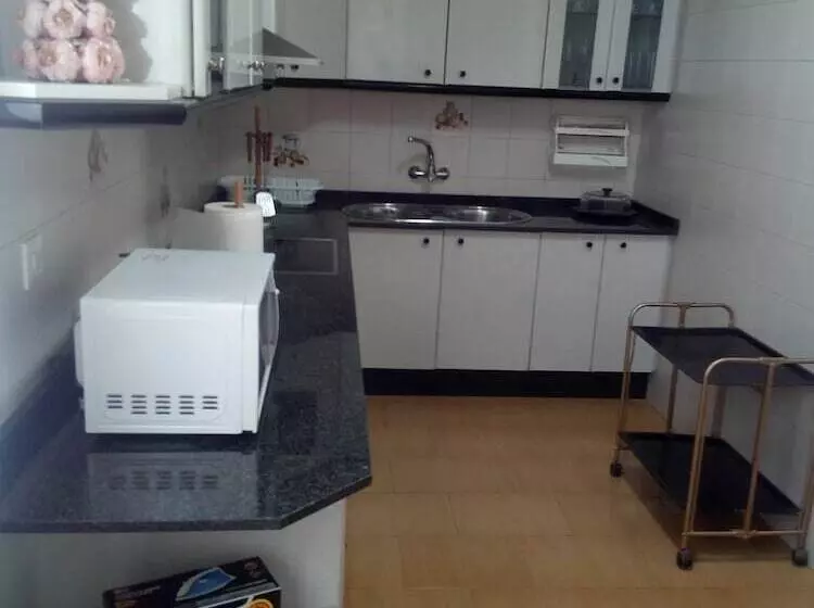 Excelente Piso A 5 Minutos Del Casco Histórico