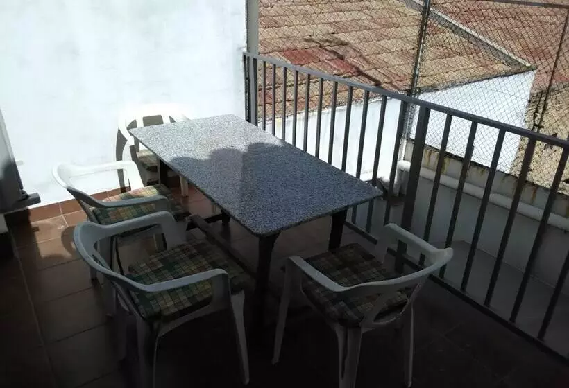 Excelente Piso A 5 Minutos Del Casco Histórico