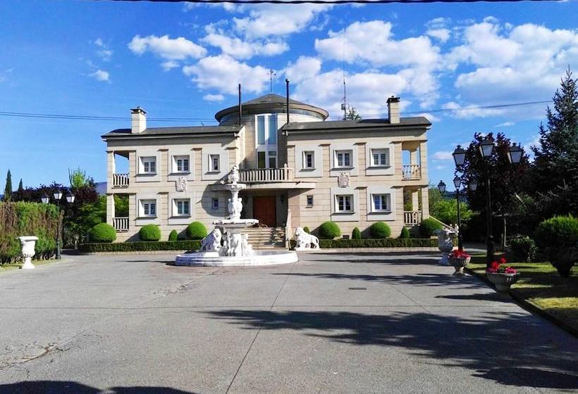 Mansion With 4 Bedrooms In Congosto, With Enclosed Garden And Wifi