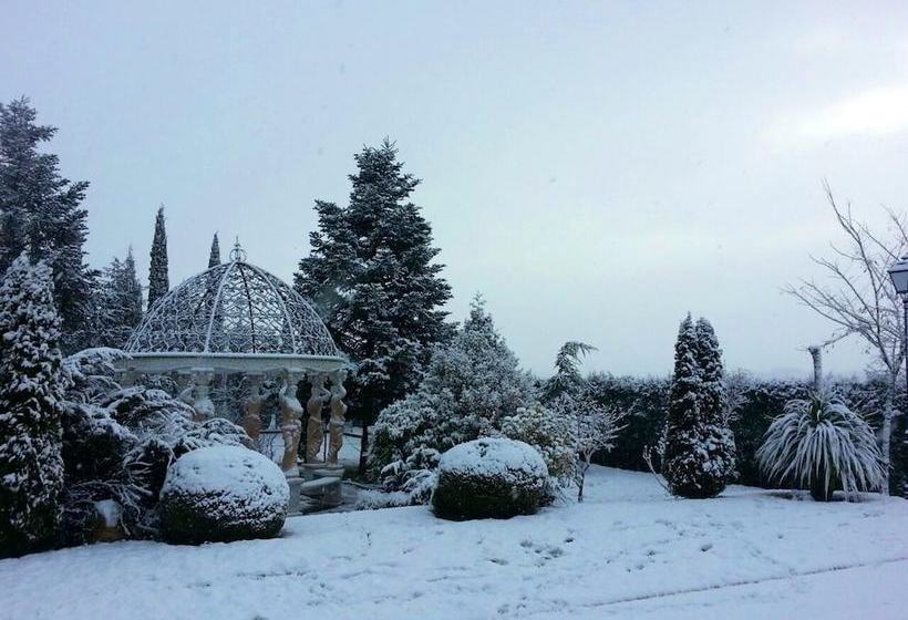 Mansion With 4 Bedrooms In Congosto, With Enclosed Garden And Wifi