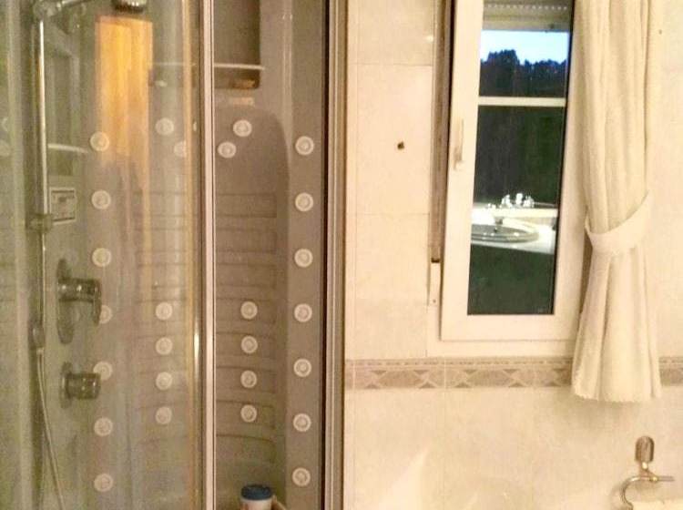 Mansion With 4 Bedrooms In Congosto, With Enclosed Garden And Wifi