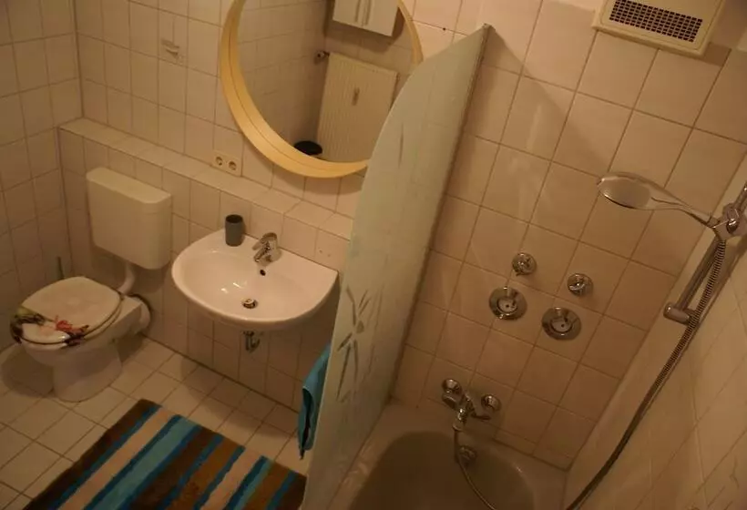 Moor Apartment