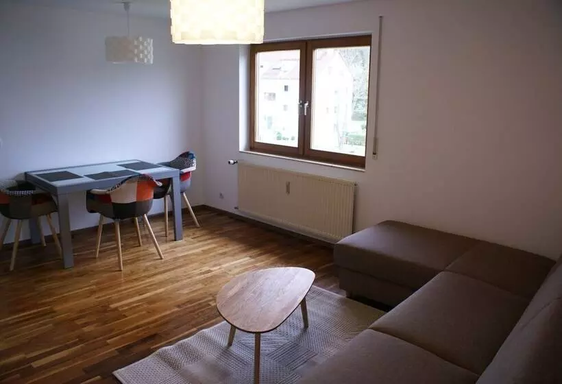 Moor Apartment