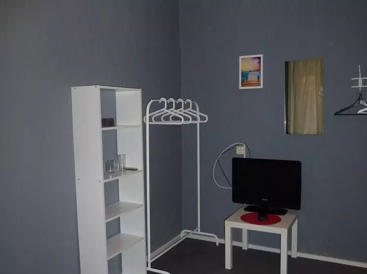 پانسیون 4room