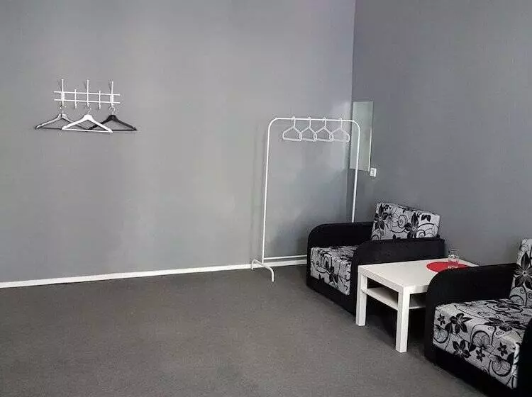 پانسیون 4room