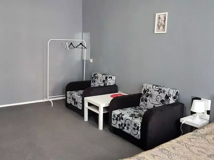 پانسیون 4room