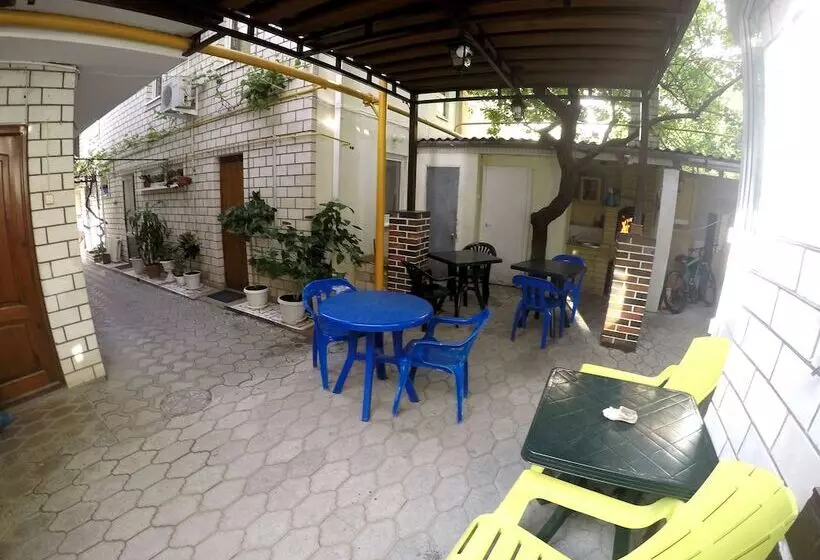 ペンション Guest House Shevchenko