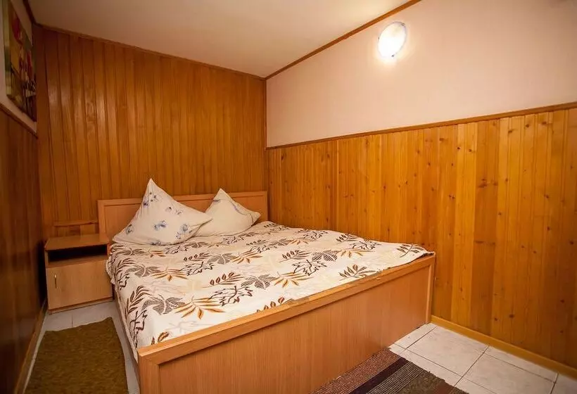 ペンション Guest House Shevchenko