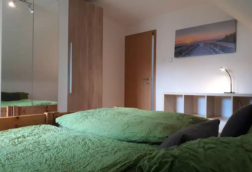 Sarah Klein Aber Fein