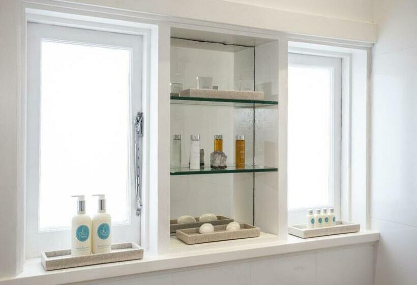 Woollahra Roslyndale Ave