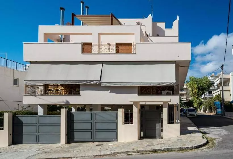 Leo   Unique Glyfada Apartment