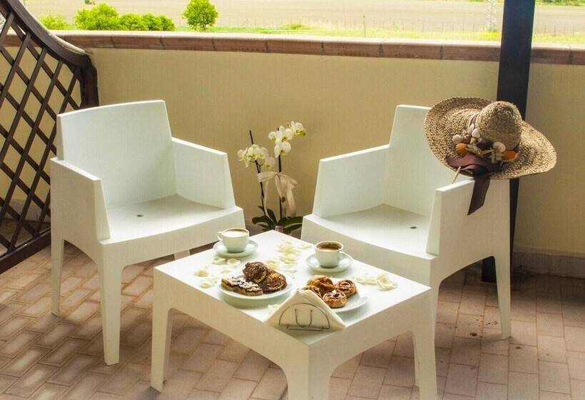 簡易ホテル & Resort Perla