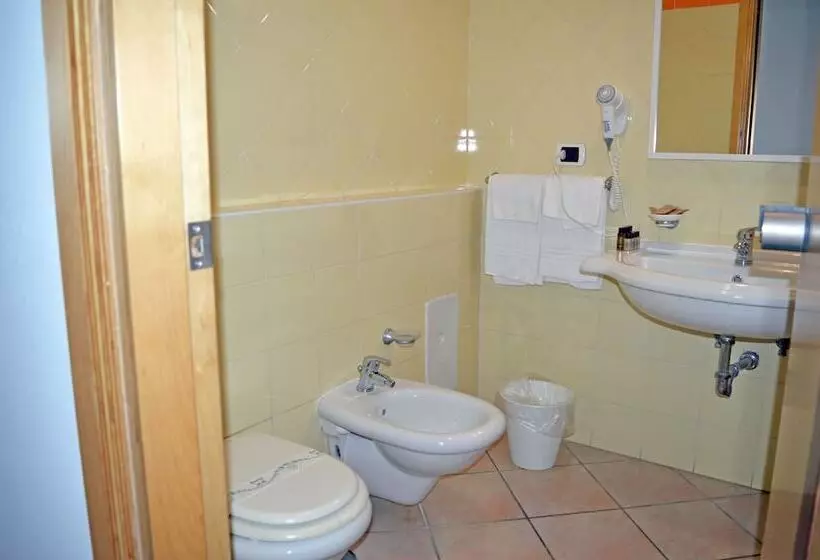 Hostelli & Resort Perla