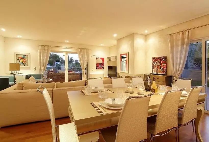 Luxury Villa Sea Melody