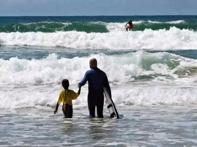 Nesha Ericeira Flats