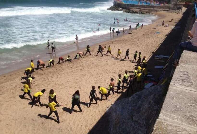 Nesha Ericeira Flats