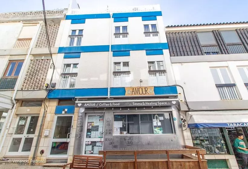 Nesha Ericeira Flats