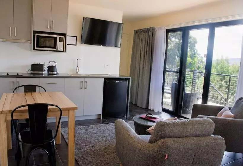 New Norfolk Holiday Apartments