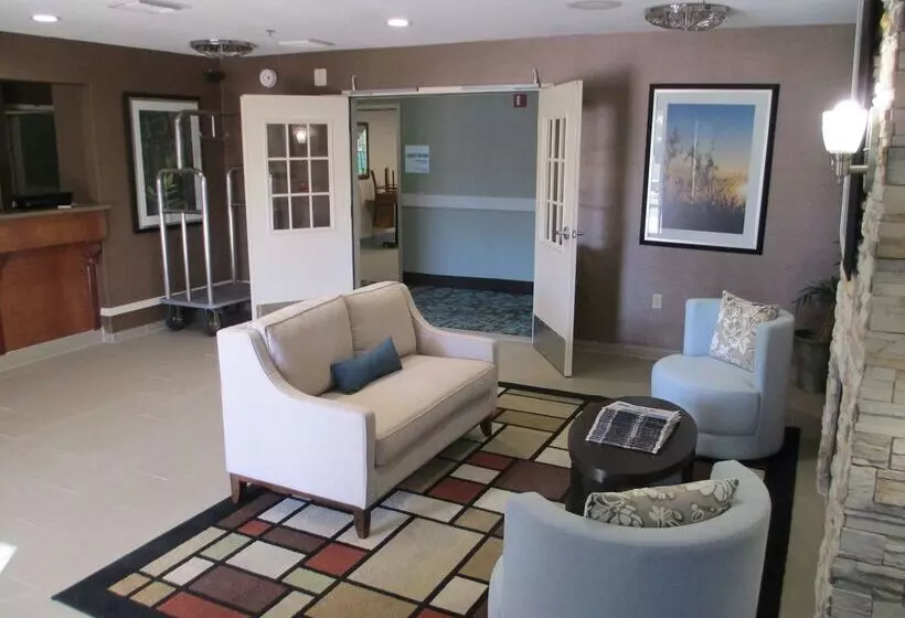 酒店 Best Western Brentwood Inn