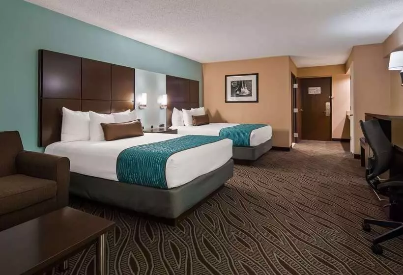 酒店 Best Western Plus Galleria Inn & Suites