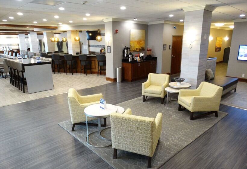 בית מלון כפרי Best Western Premier Airport/expo Center