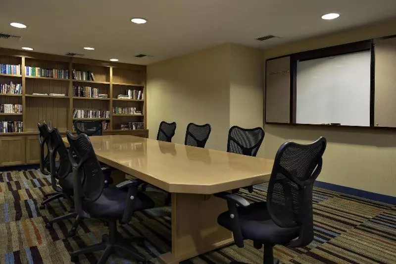 酒店 Fairfield Inn And Suites Santa Rosa Sebastopol