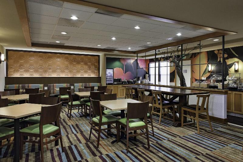 בית מלון כפרי Fairfield Inn And Suites Santa Rosa Sebastopol