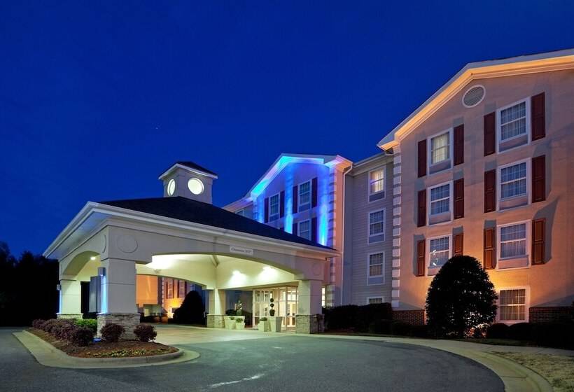 Holiday Inn Express Hotel & Suites Conover   Hickory Area, An Ihg