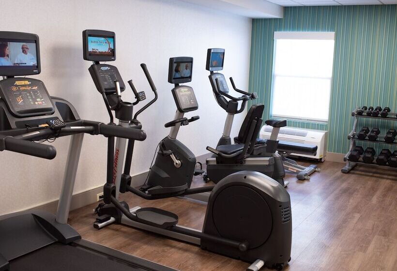 Holiday Inn Express Hotel & Suites Conover   Hickory Area, An Ihg