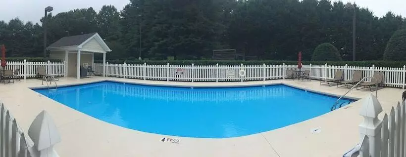 Holiday Inn Express Hotel & Suites Conover   Hickory Area, An Ihg