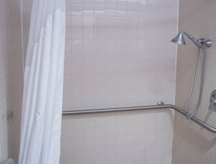 Holiday Inn Express Hotel & Suites Conover   Hickory Area, An Ihg