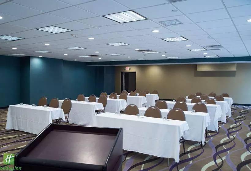 호텔 Monroeville Plaza