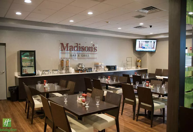 호텔 Monroeville Plaza