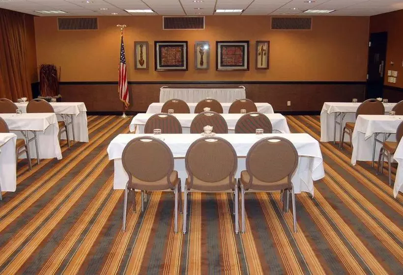 호텔 Monroeville Plaza