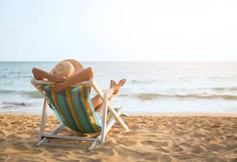 هتل Holiday Inn Va Beach Oceanside 21st St, An Ihg