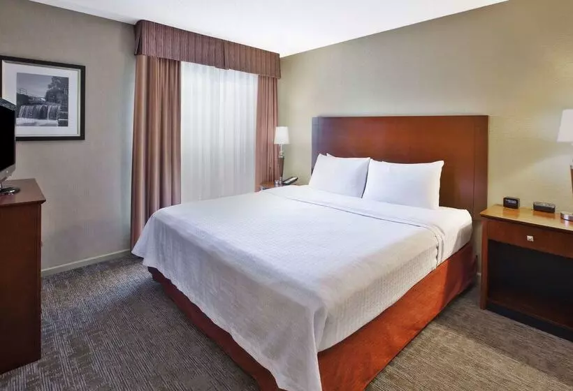 Отель Homewood Suites By Hilton Daytonfairborn