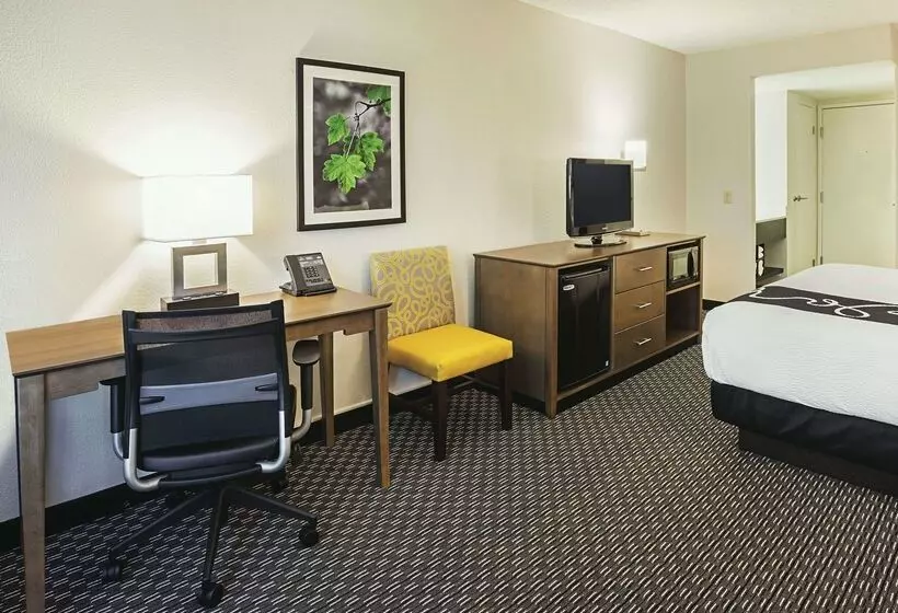 Hotel La Quinta By Wyndham Rancho Cordova Sacramento