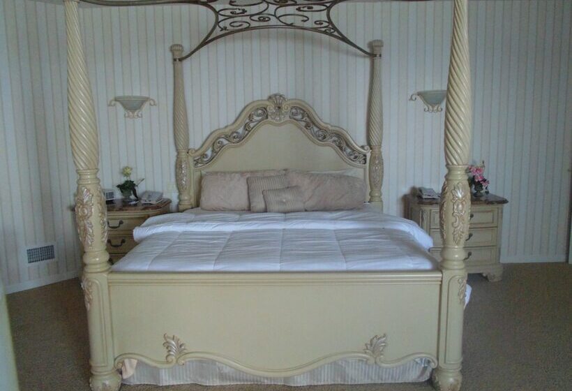 هتل Lakeside Resort & Conference Center