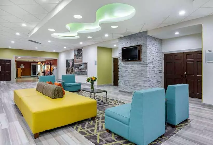 ホテル Quality Inn And Suites Palatka Riverfront