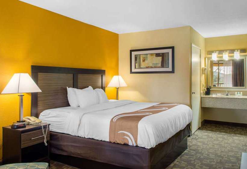 ホテル Quality Inn University Area