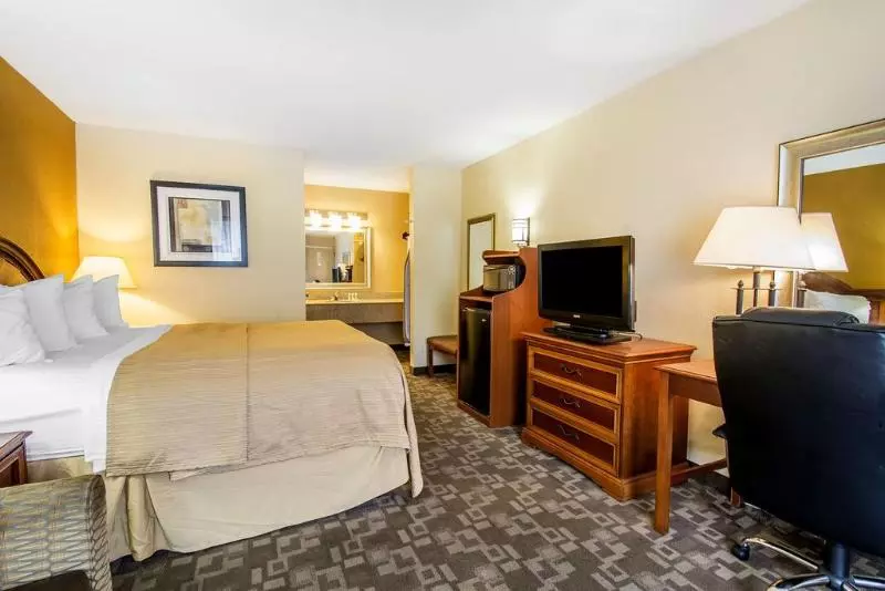 ホテル Quality Inn University Area