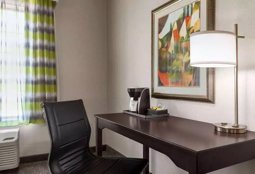 ホテル Wingate By Wyndham Savannah I 95 North