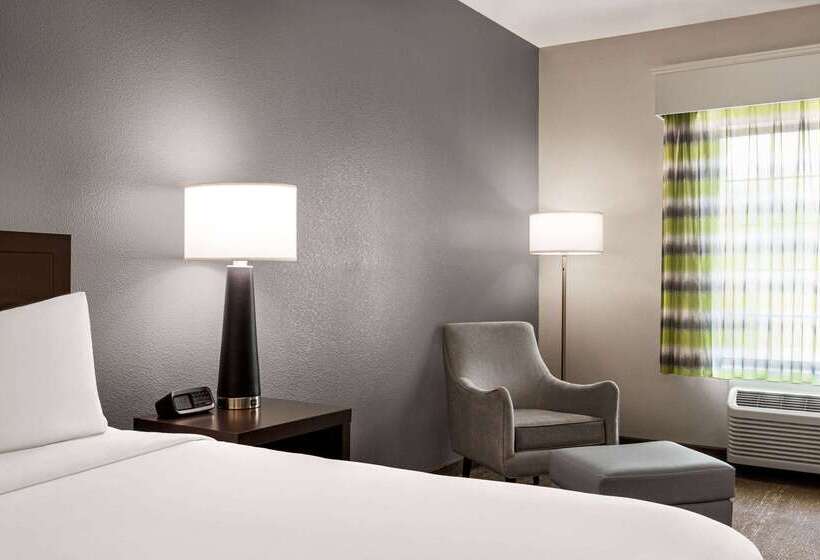 فندق Wingate By Wyndham Savannah I 95 North