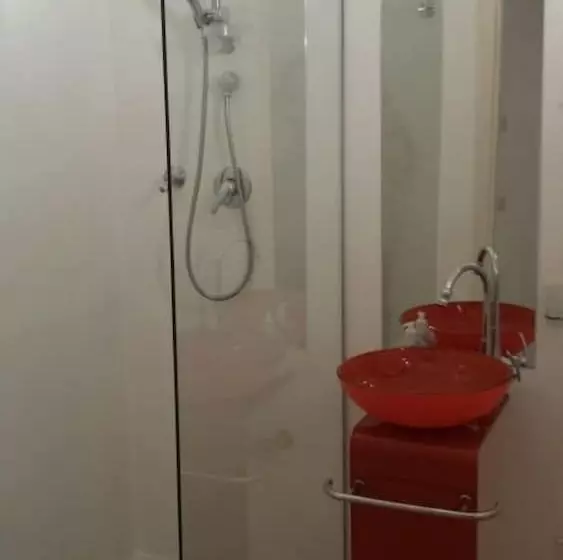 پانسیون Al183