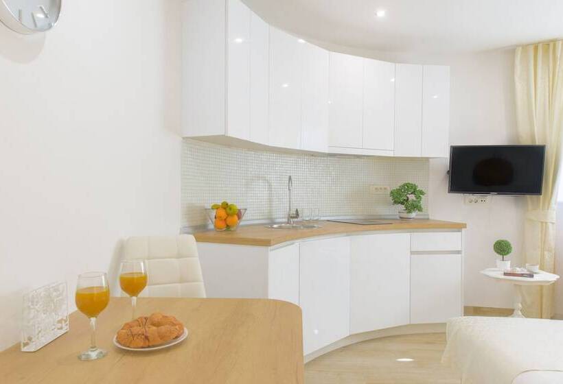 پانسیون Best Location Apartments