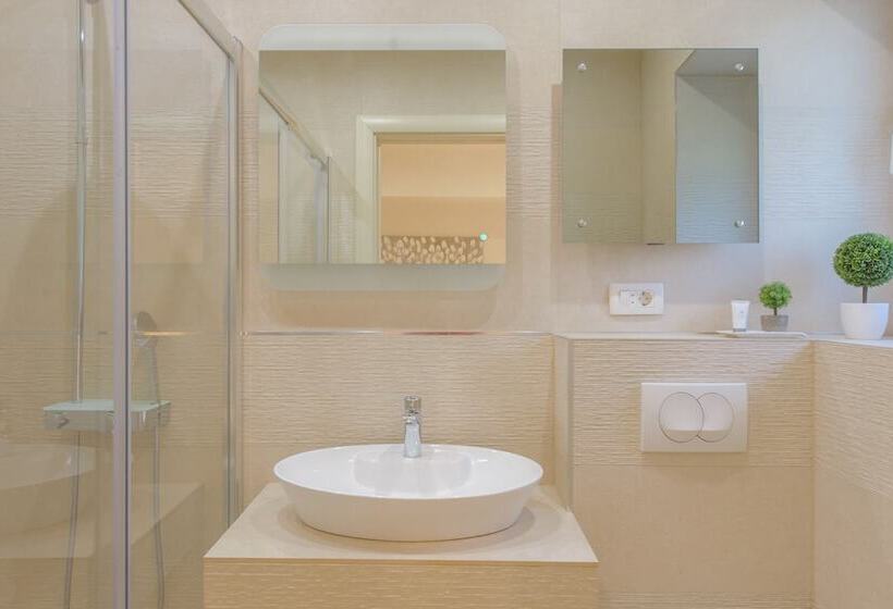 پانسیون Best Location Apartments