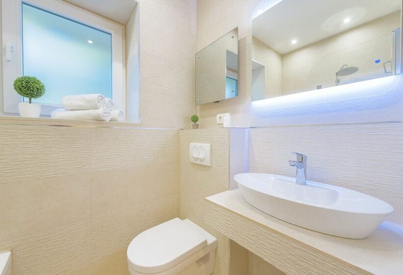 پانسیون Best Location Apartments