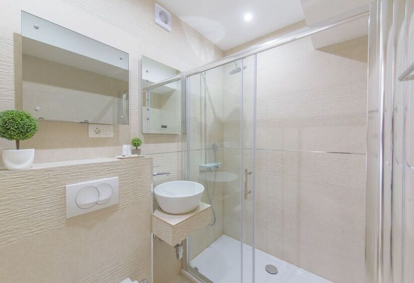 پانسیون Best Location Apartments