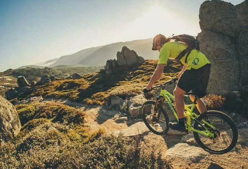 Poley Cow Studio   Lake & Mountain Views L Air Con L Parking